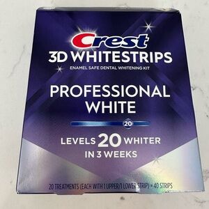 Crest 3D Whitestrips – 20 Treatments (40 Strips) Teeth Whitening – 3 Week Supply